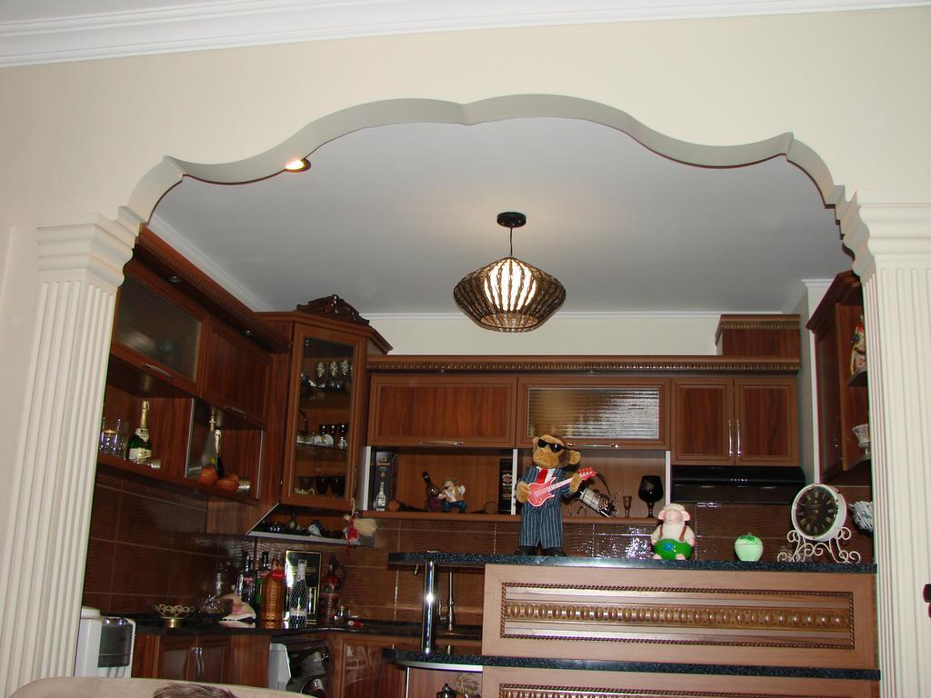 Gigi Apartments Batumi Room photo
