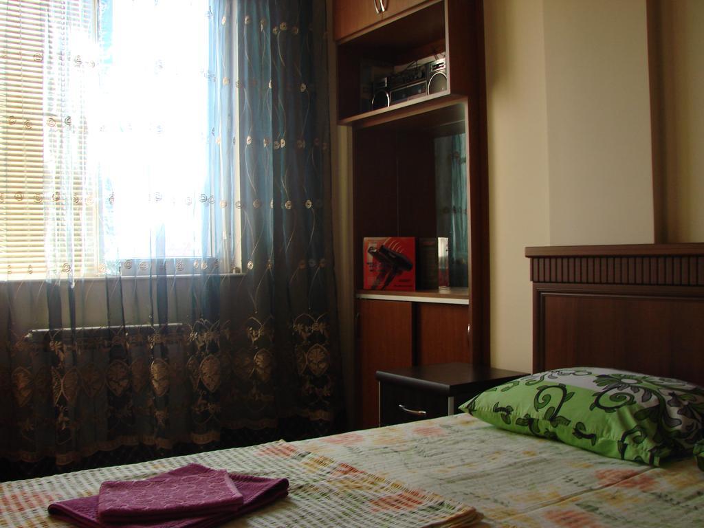 Gigi Apartments Batumi Exterior photo