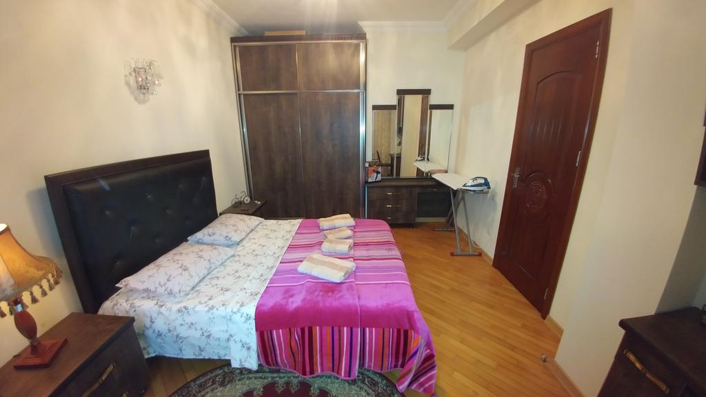 Gigi Apartments Batumi Exterior photo