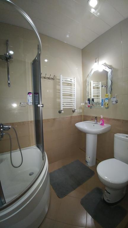 Gigi Apartments Batumi Exterior photo