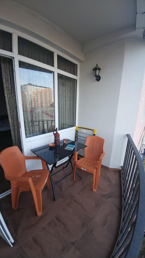 Gigi Apartments Batumi Exterior photo